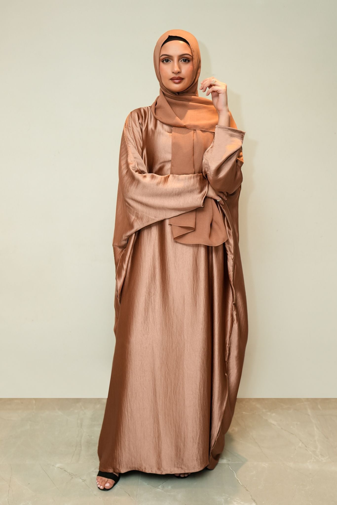 Rose gold Nur Abaya