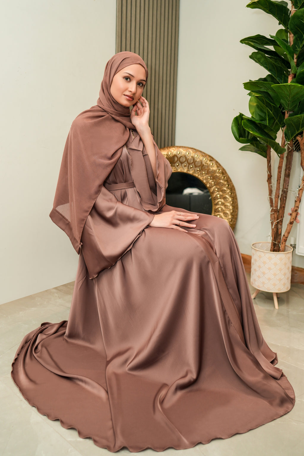 Dusky Pink Layla Abaya
