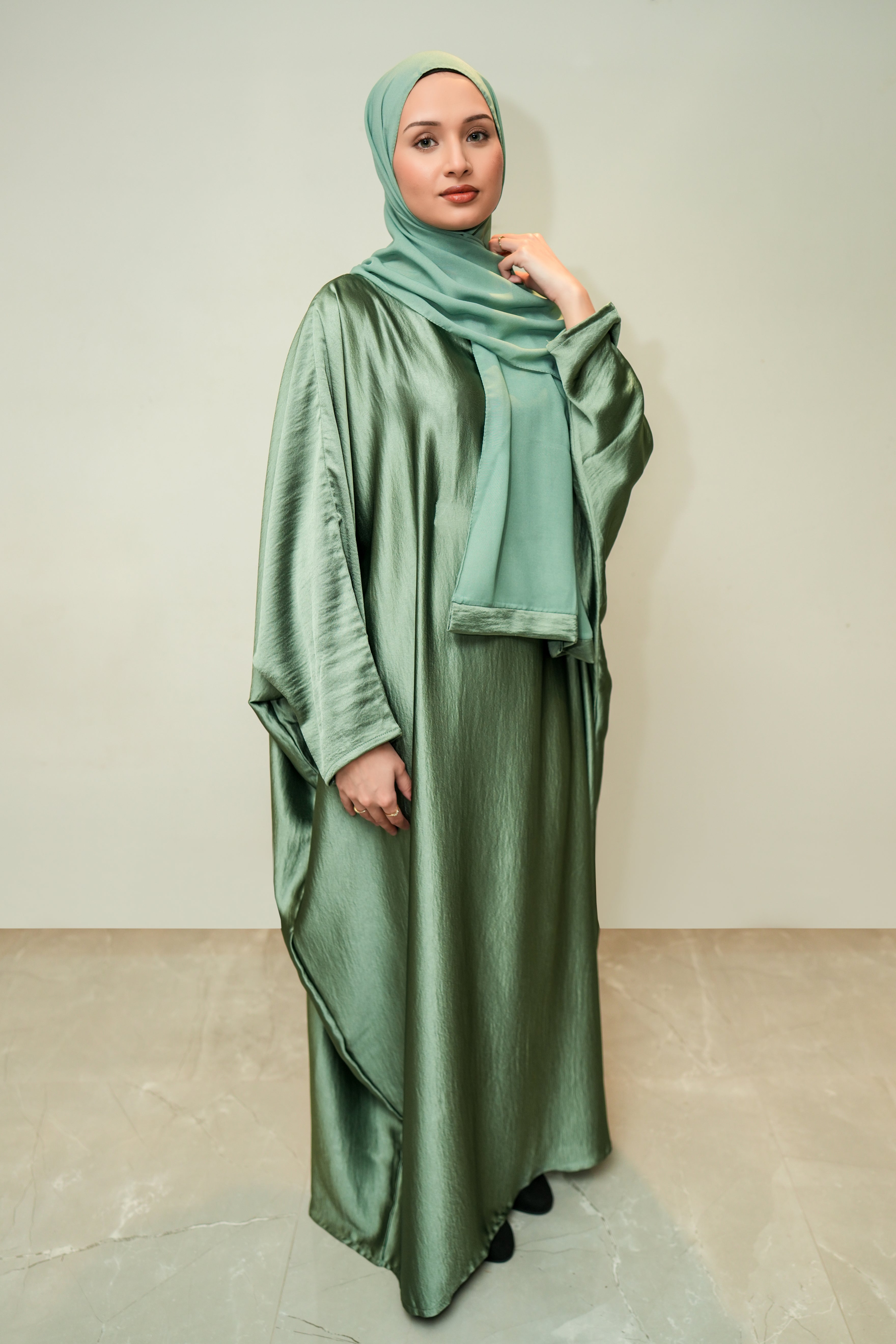 Sage Nur Abaya