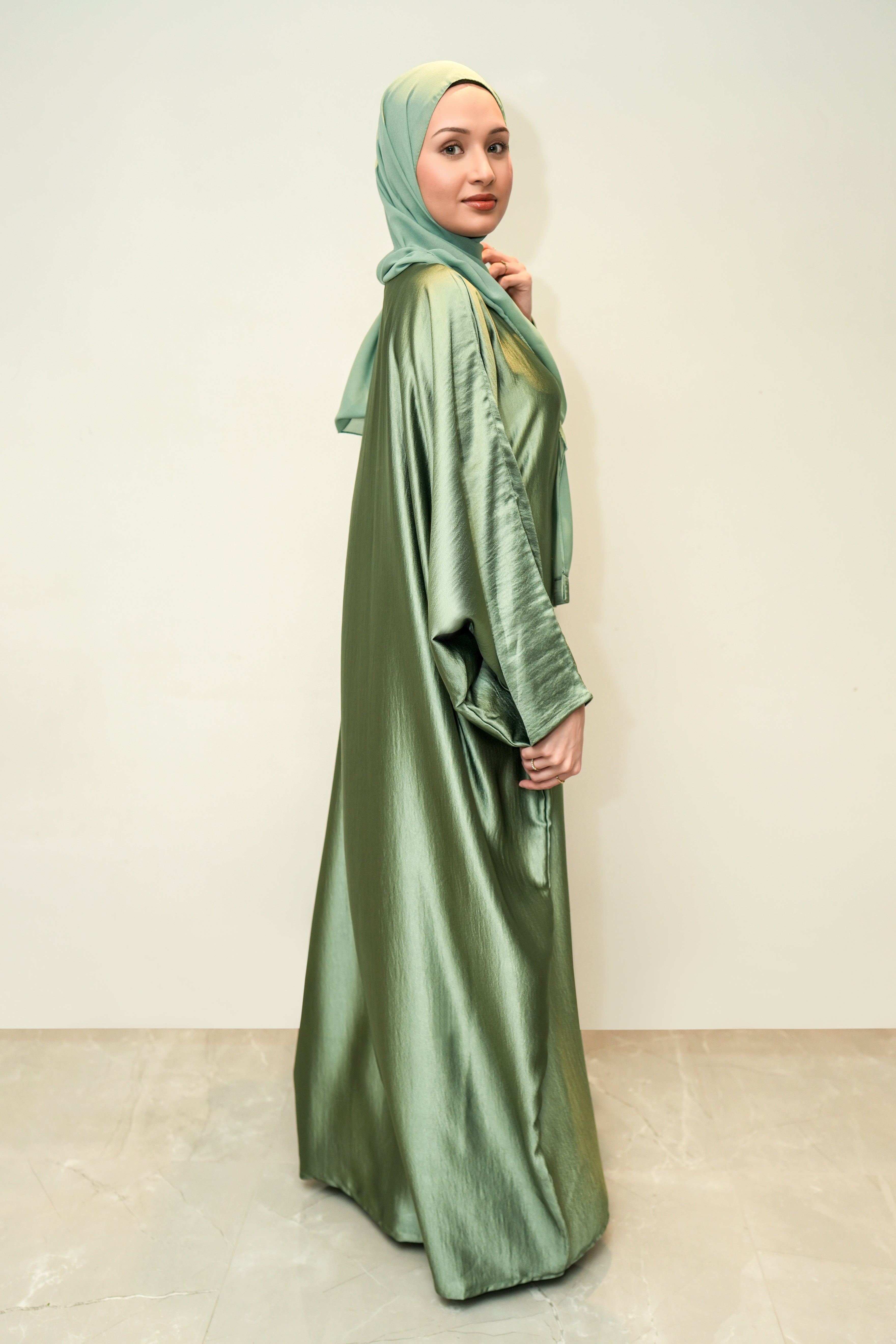 Sage Nur Abaya