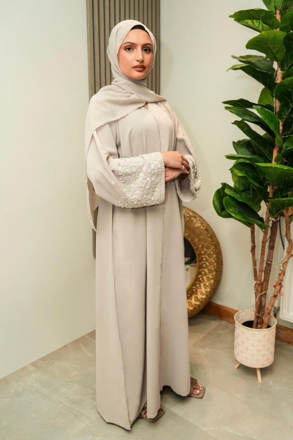 Noor Pearl Abaya